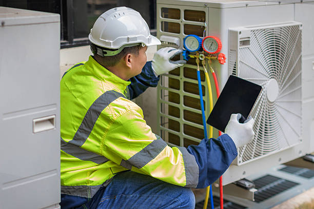 Professional Hvac technician working in Parsippany, NJ